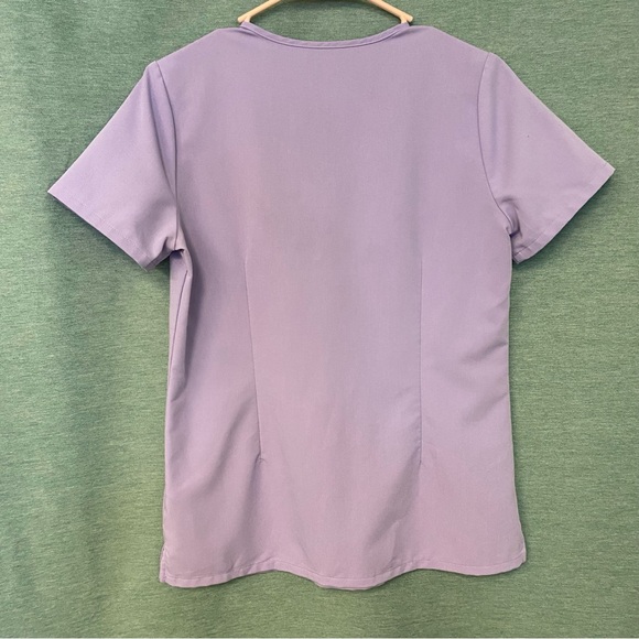 Figs Lavender 2 pc Scrub Set Technical Collection Size XS Top and Bottoms - Picture 5 of 16